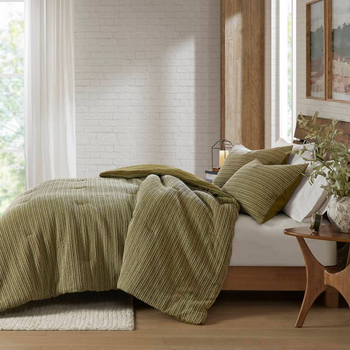 Olliix - Wholesale Bedding Set - 3 Piece Vintage Waffle Washed Comforter Set, Green2