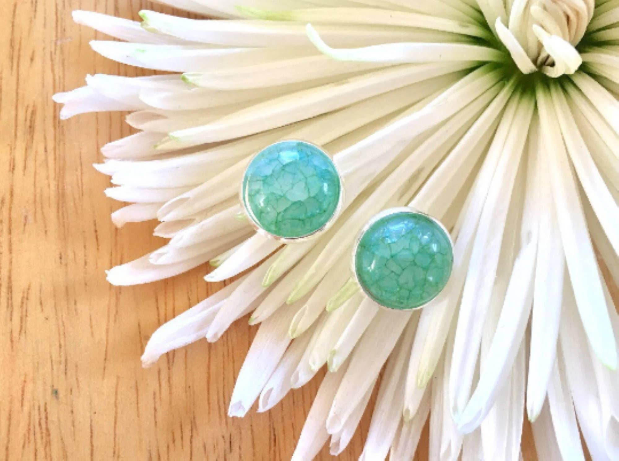 Polka Dot Drawer – Brincos de pino por atacado – Brincos Crackle Verde, Brincos de 12mm, Brincos Coloridos