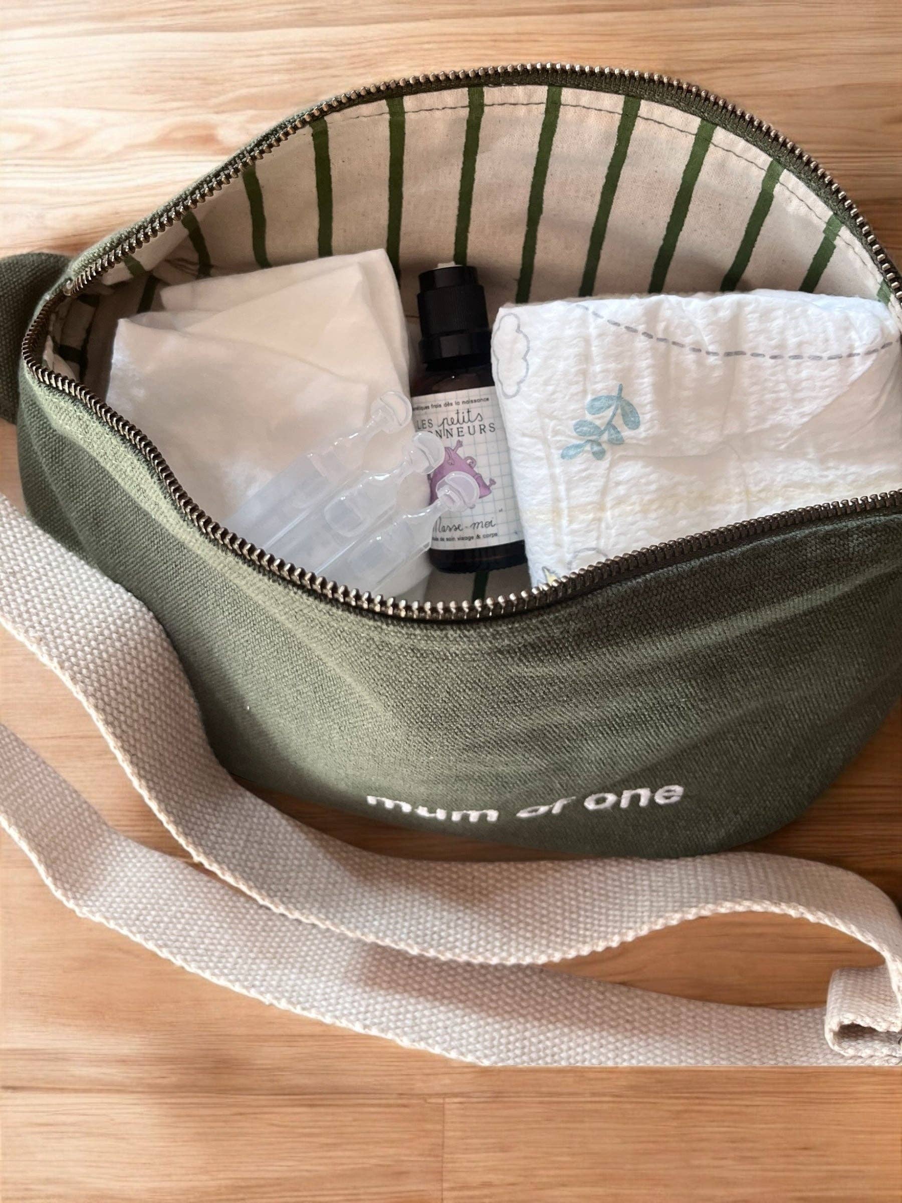 Family Impact Stories - Vente Sac ceinture – femme - BANANE “MUM OF ONE” OLIVE0