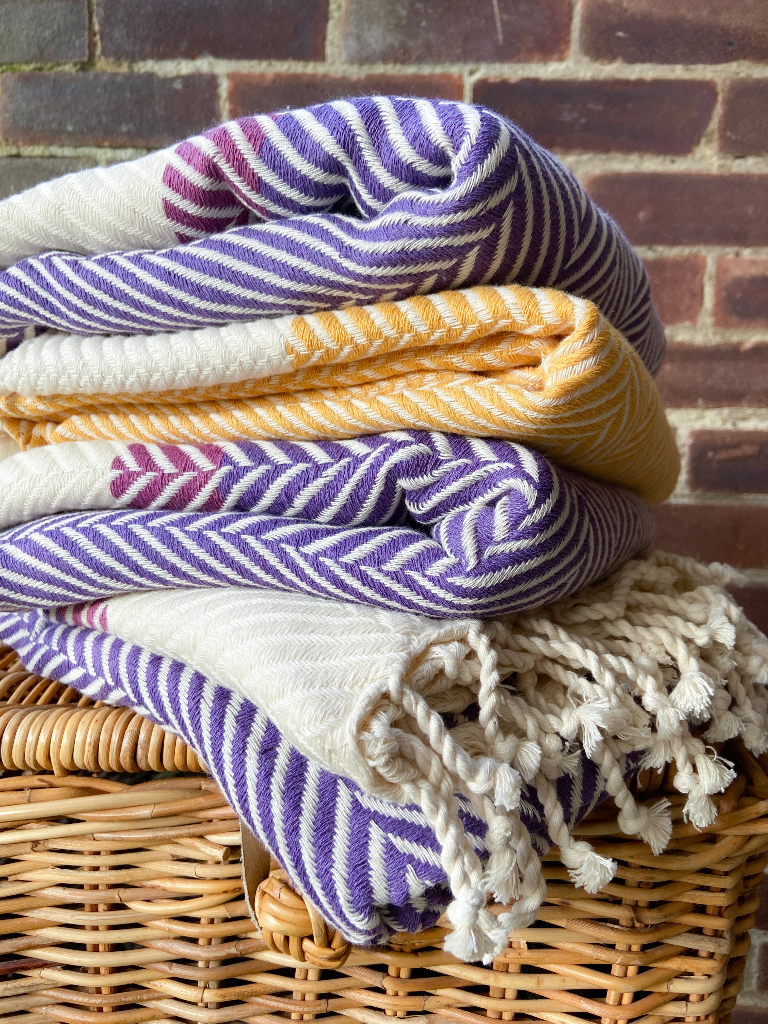 Living Roots – Großhandel Überwurfdecke – Handgewebte Baumwolldecke - Violett mit violetten Streifen3