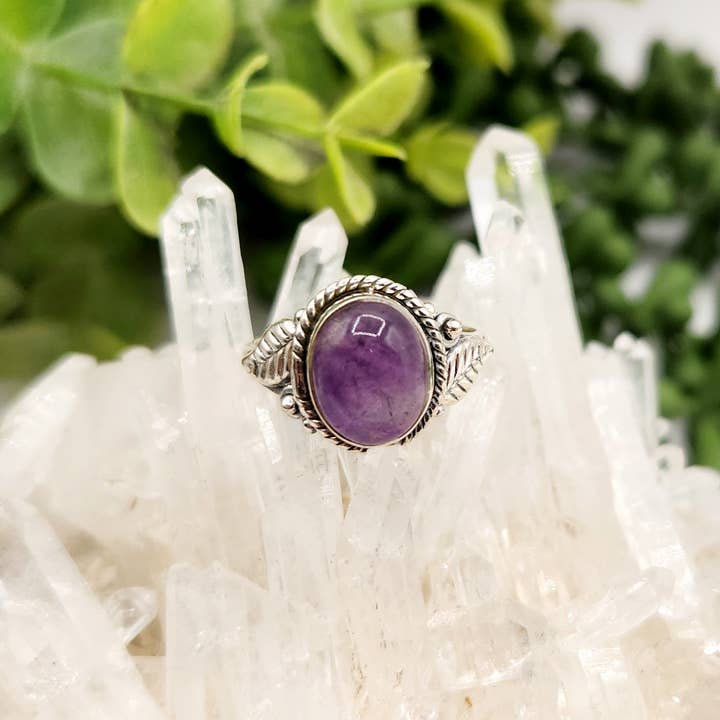 Ametyst Halvædelsten Sterlingsølv (925) Ring for engroshandel hos Meraki Gemstones