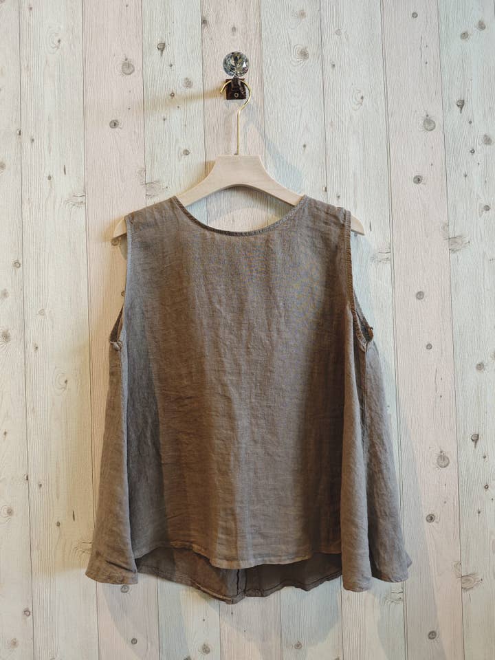 Linen & More - Wholesale T-Shirt - Women's - REF 5299 SLEEVELESS SHIRT BUTTONS 100% LINEN14