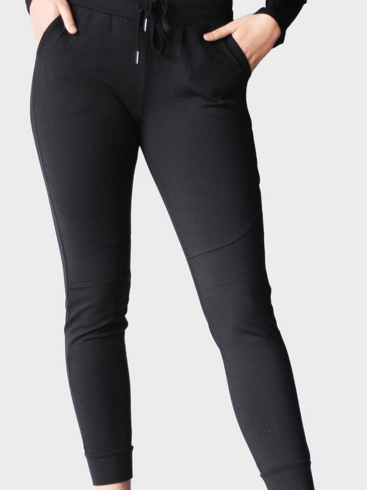 Joggers for wholesale by EMMYDEVEAUX USA