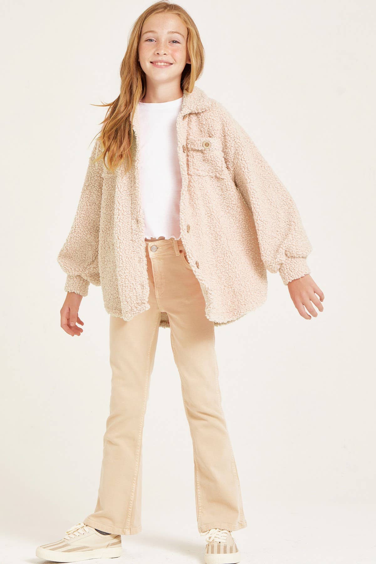 Good Girl – Großhandel Hemdjacke/Shacket – Kinder – Shacket aus einfarbigem Pudel-Strick11