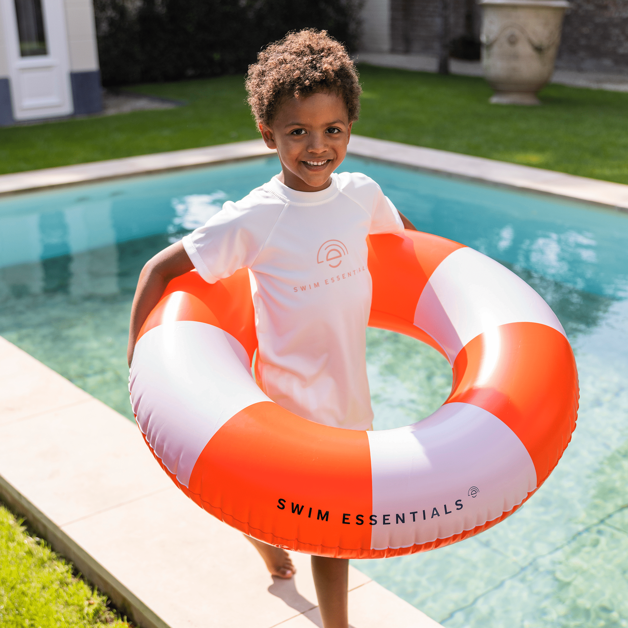 Rood Wit Swim Essentials | Rood/Witte Zwemband Ø 90 cm for wholesale on Faire1