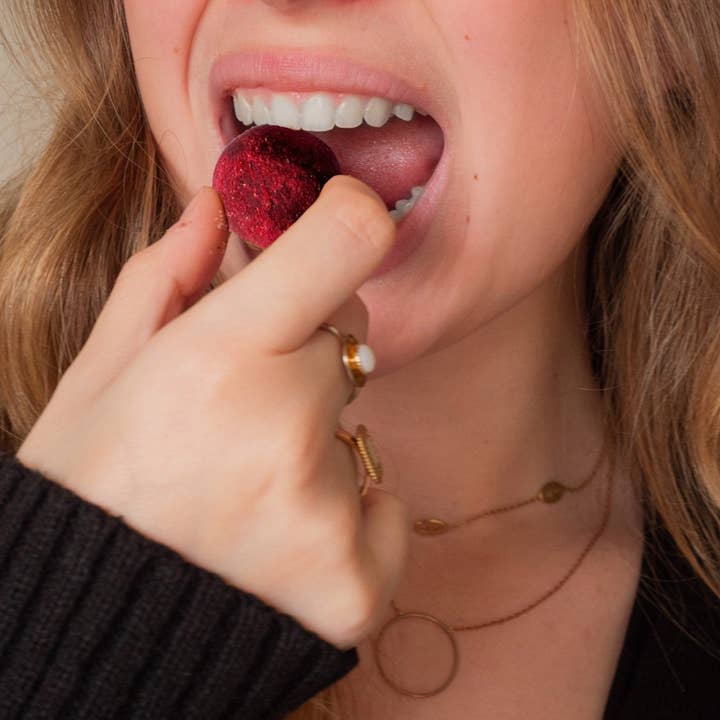 Monday Box - Wholesale Chocolate Box - Monka Balls - Raspberry Pistachio x12 boxes