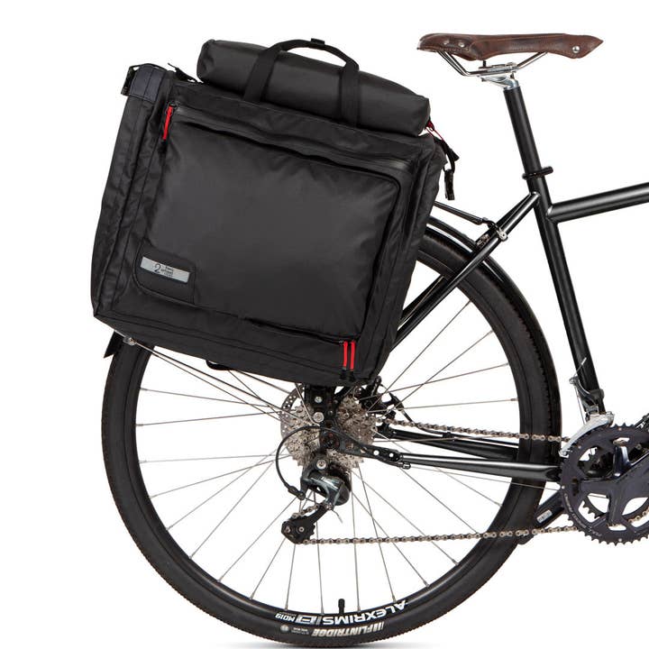 Garment Pannier - Classic 3.0 (35 L) for wholesale by Two Wheel Gear