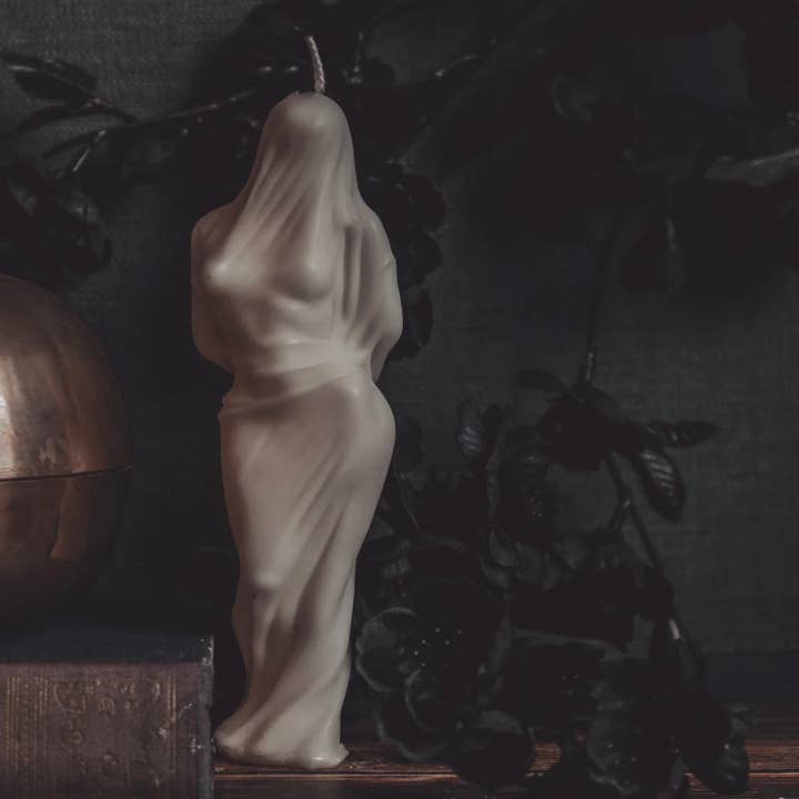 A Pleasant Thought - Wholesale Novelty Candle - FULL VEILED WOMAN CANDLE | PILLAR