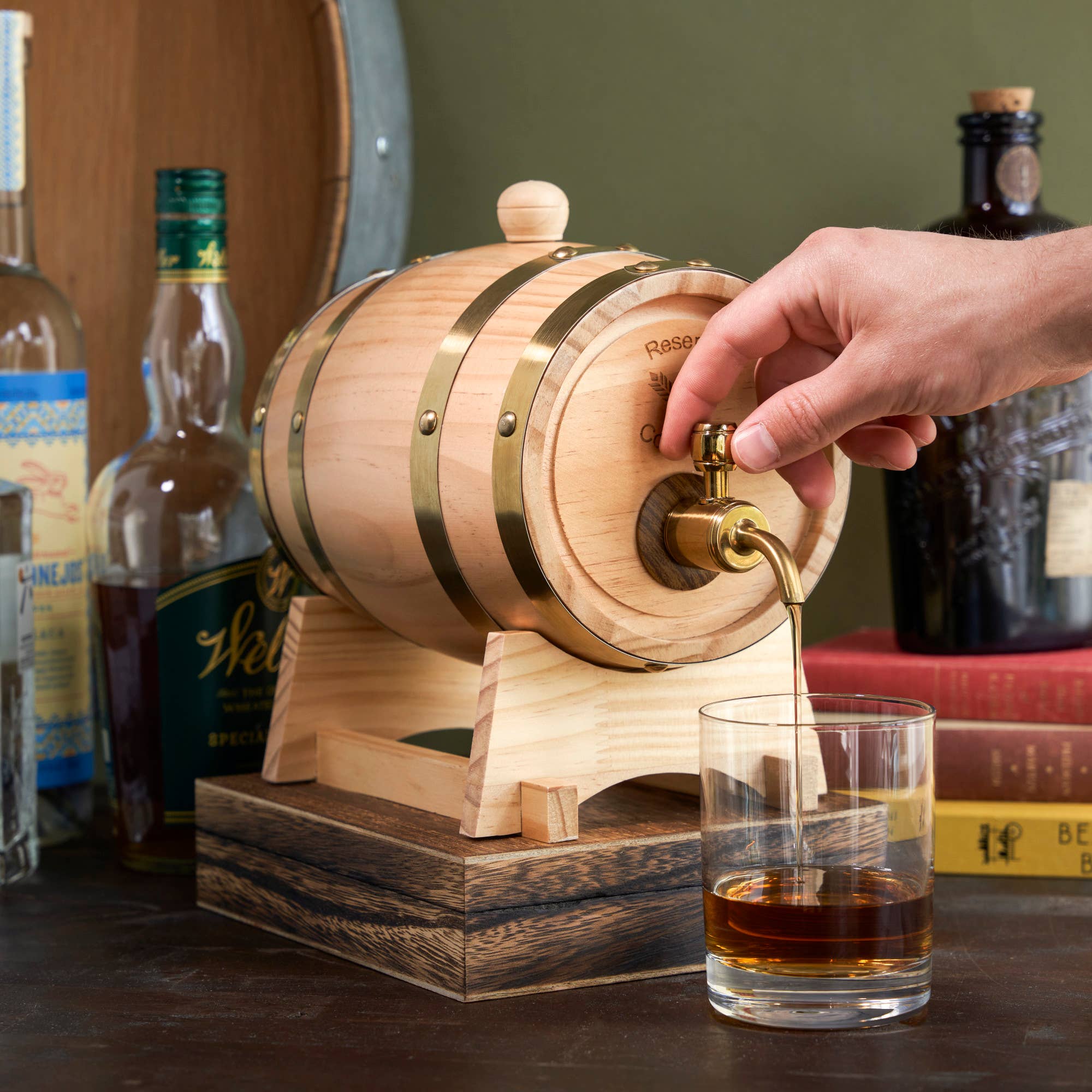 Foster & Rye - Wholesale Drink Dispenser - Whiskey Barrel Drink Dispenser0