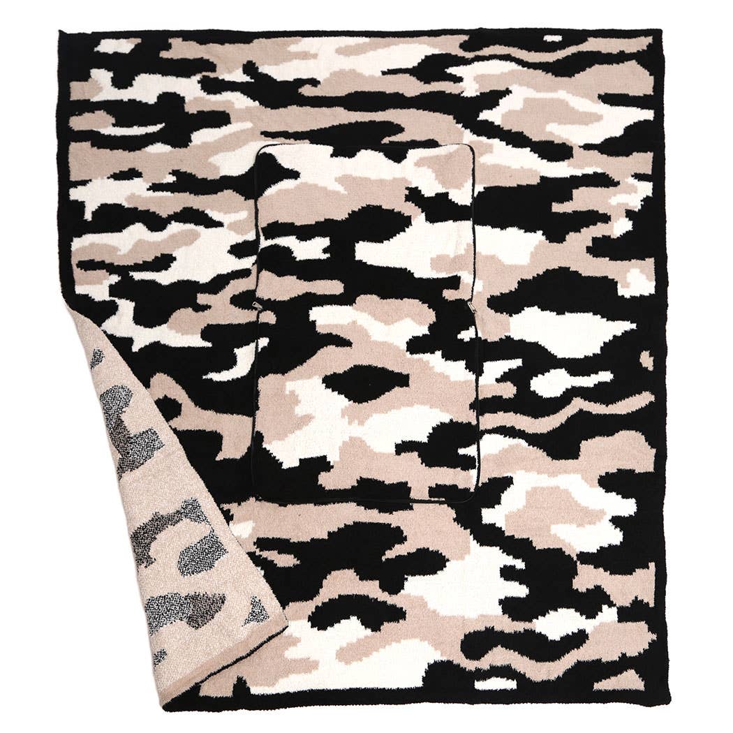 Fashion City - Wholesale Throw Blanket - 2 In 1 Camouflage Print Throw Blanket & Pillow7