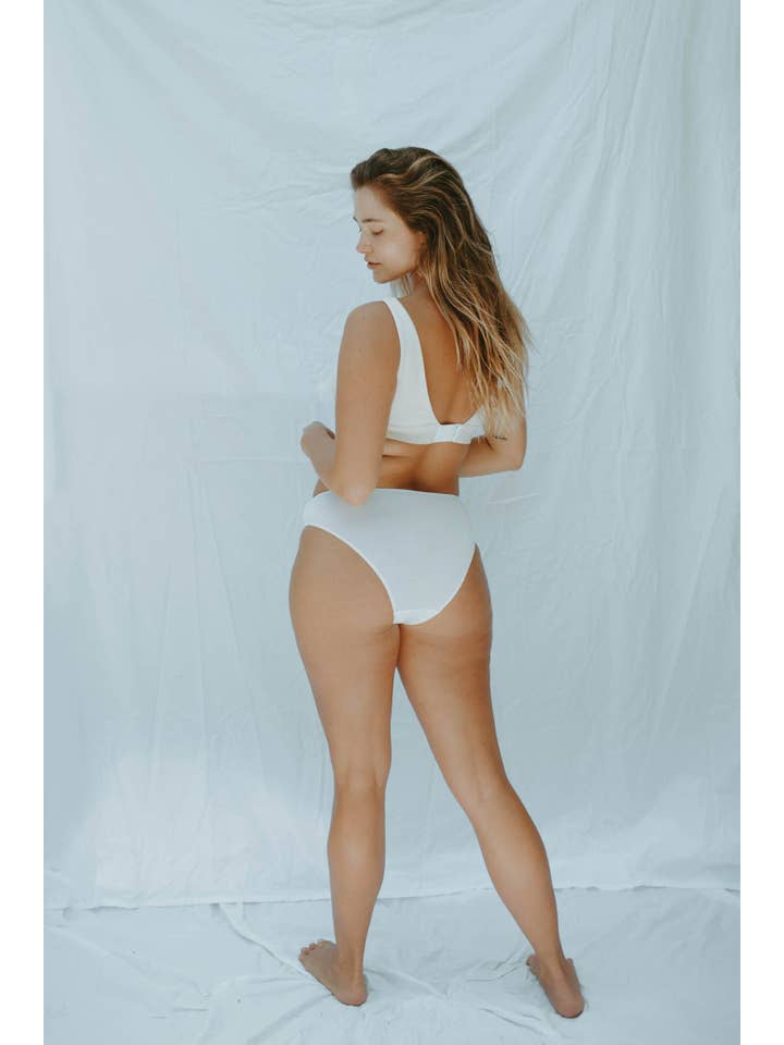 Esra the Label - Wholesale Bra – Women's - The Everyday Bra1