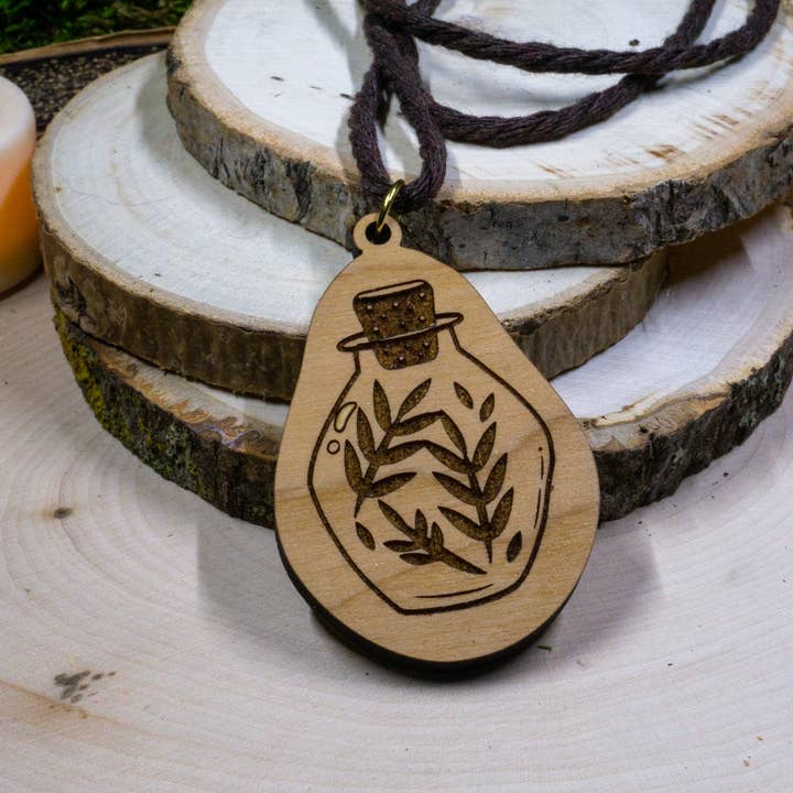 Potion bottle neckalce for wholesale by QUIIROI