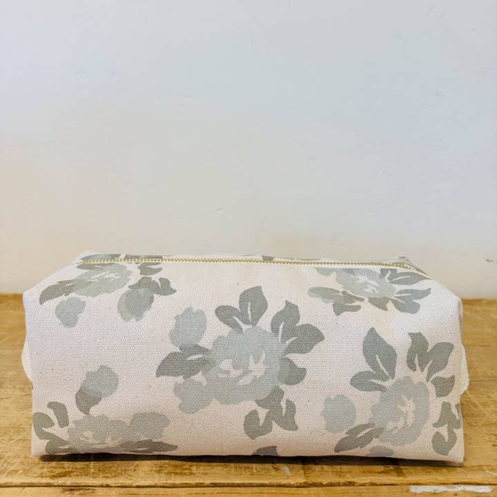 Green Dopp Kit – Rose Oatmeal for wholesale on Faire