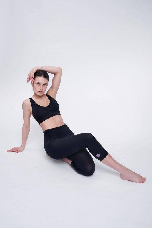 Leggings Capri Active Evolution Black sem costura para a sua loja