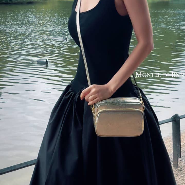 Italian Genuine Leather Mini Crossbody Camera Bag for wholesale by MONTTE DI JINNE