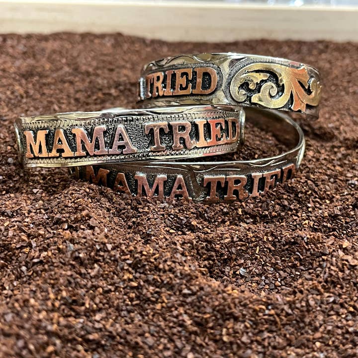 MANCHETTE MAMA TRIED pour la vente par Texas Lux