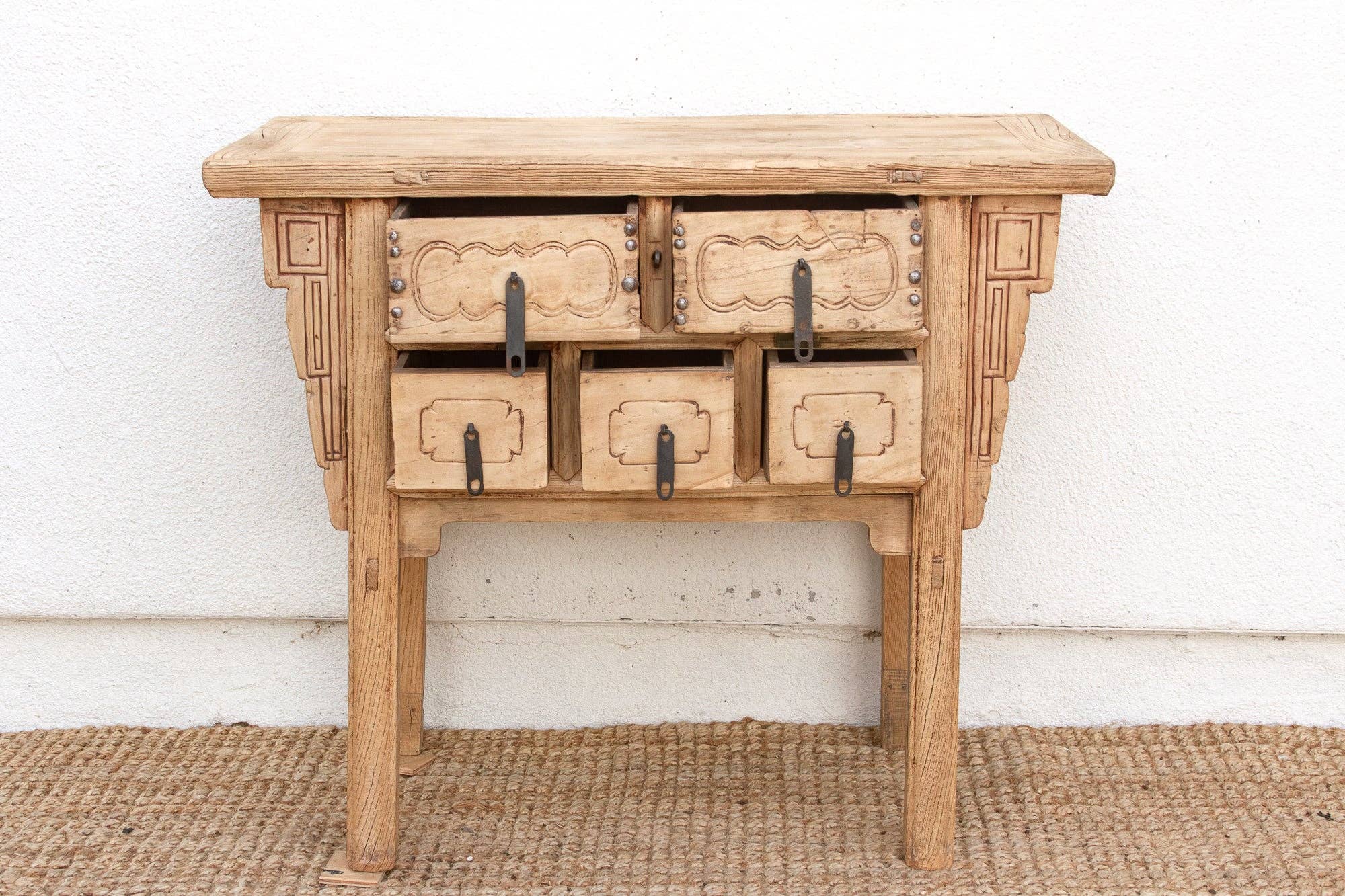 De-cor - Vendita all'ingrosso Armadietto - Cassettiera d'altare antica a 5 cassetti con finitura sbiancata dal sole7