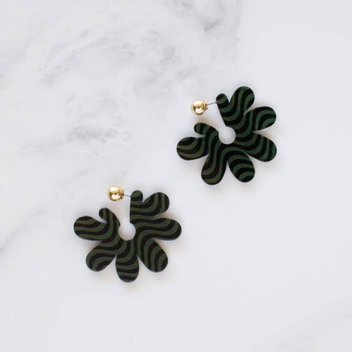 Tiepology - Venta al por mayor Pendientes de botón/aretes de poste - Pendientes de poste de ola de flores grandes14