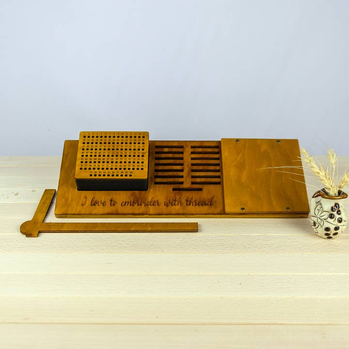 Embroidery craft - Venta al por mayor Material para bordado/punto de cruz - Soporte para bobinas/carretes con imán para agujas 15 ranuras0