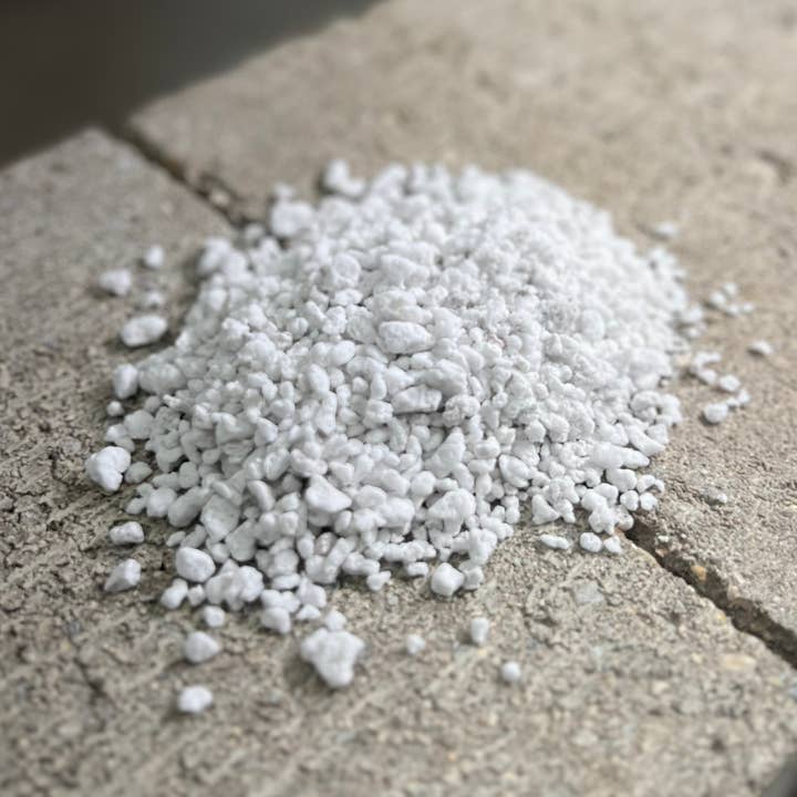 LeafLabs Perlite - Coarse #1 for wholesale by GreenLens