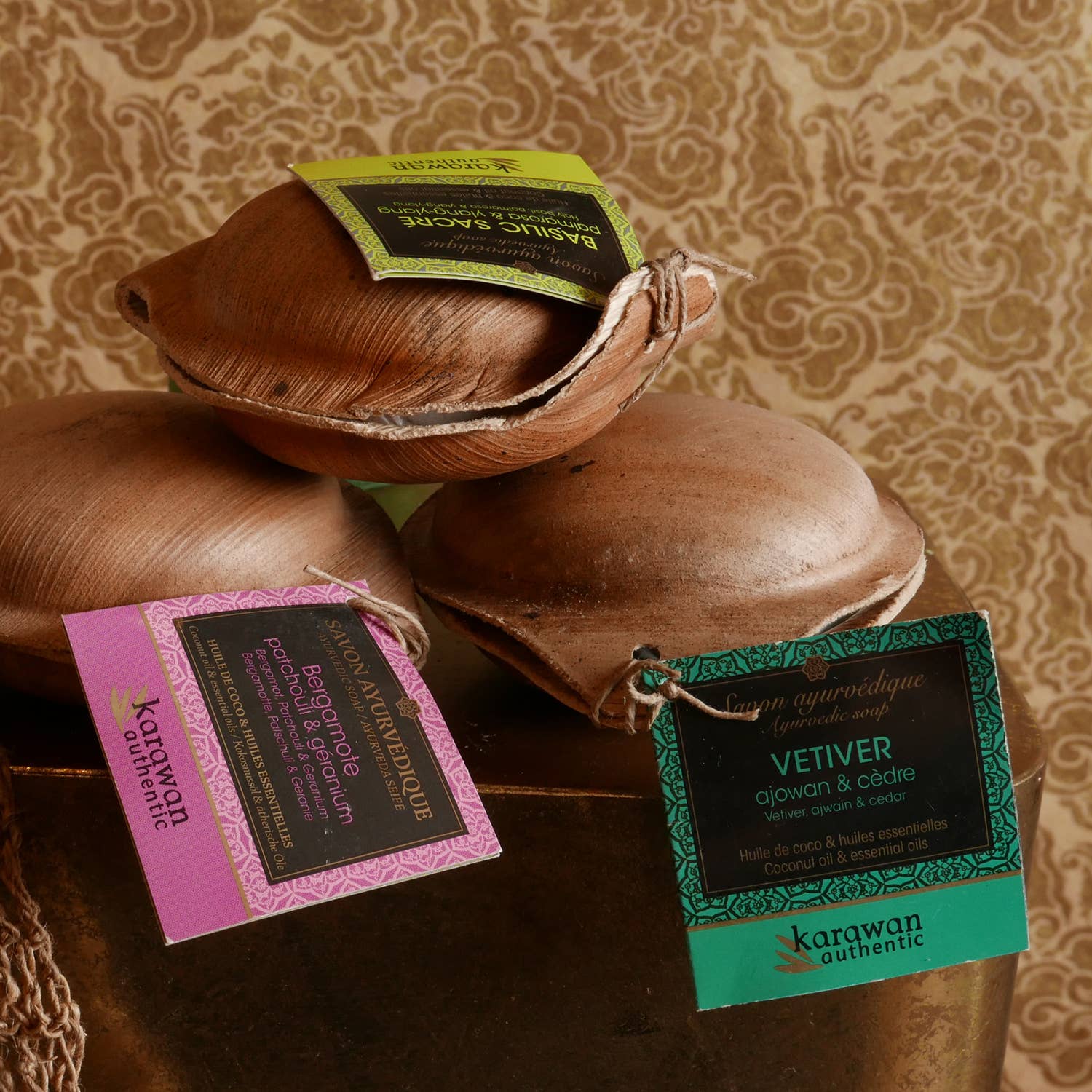 Karawan Authentic - Vendita all'ingrosso Saponette - SAPONE SOLIDO AYURVEDICO - BASILICO SANTO - GRANDE FORMATO7