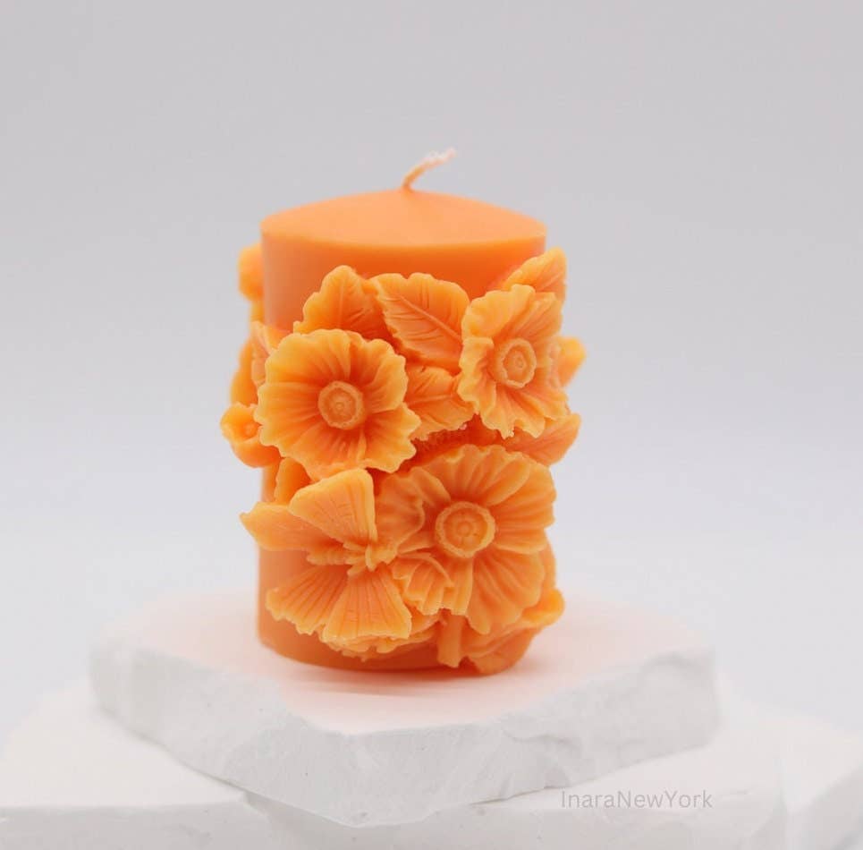Inara New York - Wholesale Novelty Candle - Flower pillar shaped candle |  Love candle2