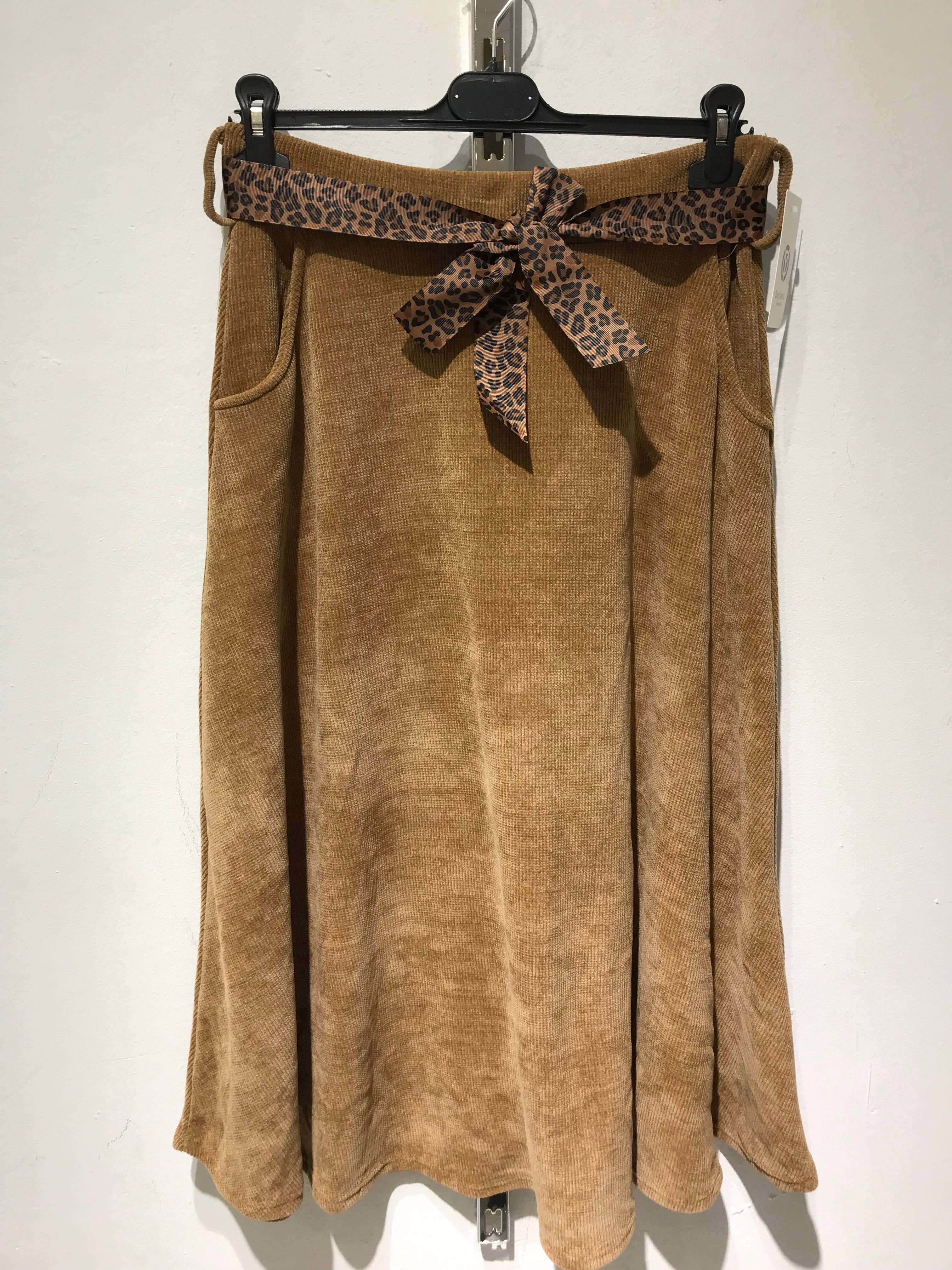 Only Yuan - Wholesale Top & Skirt Set - Women's - ref 2767 corduroy skirt with pocket4