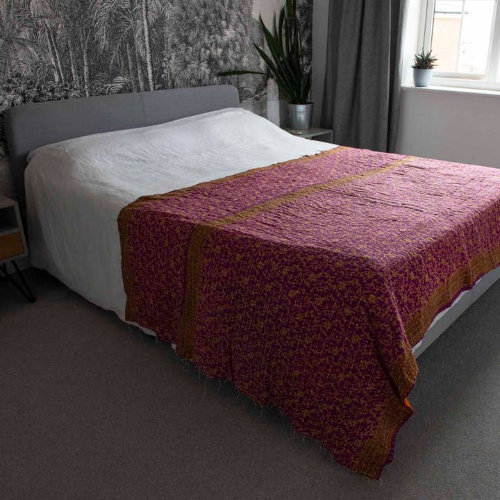 Siesta – wholesale Bed runner – Kantha Bedspread5