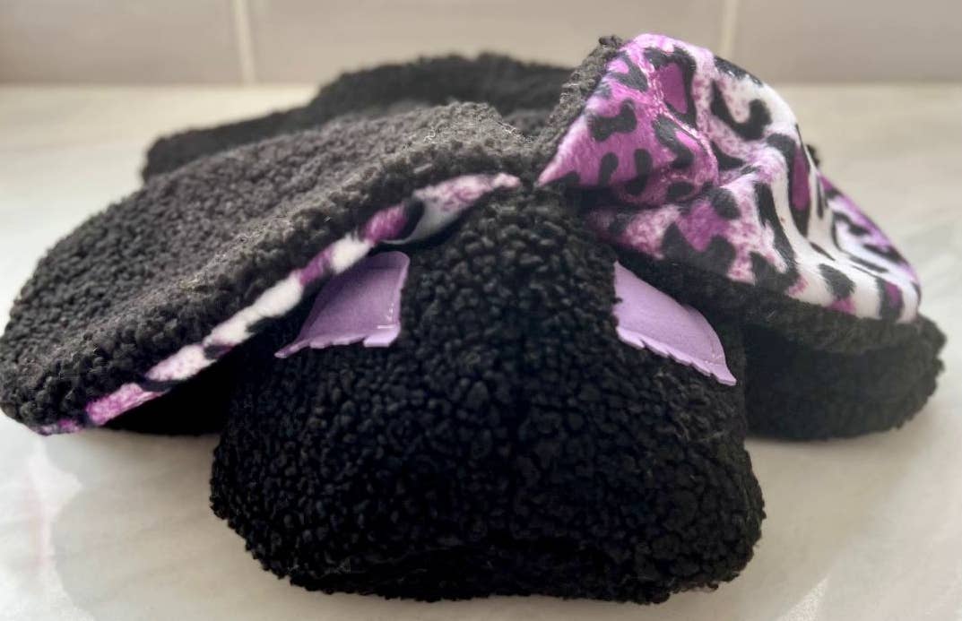 Whiskers 'n Paws Unique Pet Gifts, LLC - Vendita all'ingrosso Peluche - Cani - Franny Pet Nanny giocattolo con tasca per odore familiare4