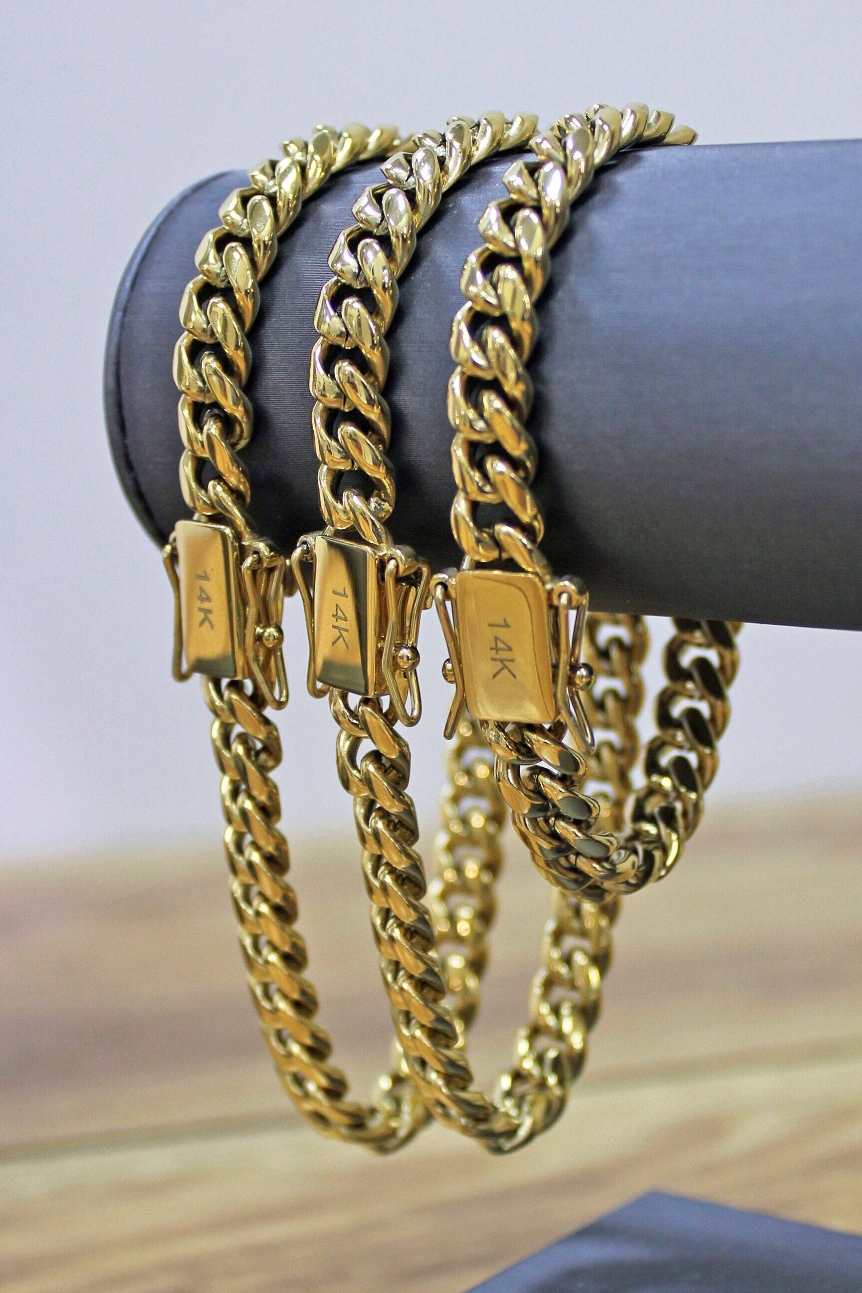 Luxus Accessories – wholesale Link & chain necklace – 14k Gold Filled 8mm Cuban Link Chain4