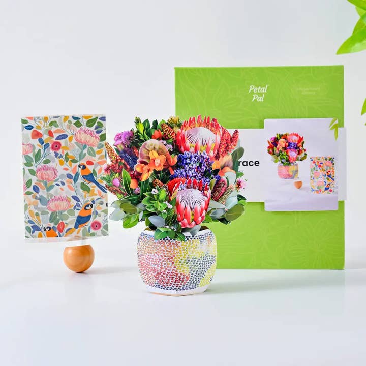 PetalPal - Wholesale Artificial Flowers - Mini Kakadu Embrace Pop-Up Bouquet1