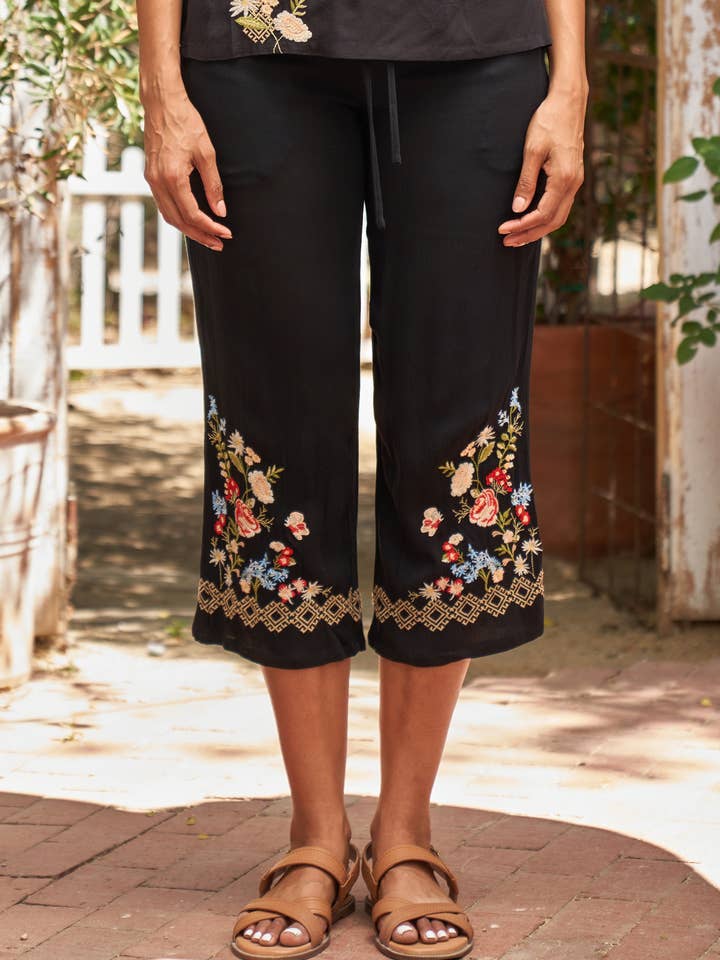 Pantaloni a Vita Alta Ricamati in Viscosa 5140-MAP per la vendita all'ingrosso da parte di Paparazzi