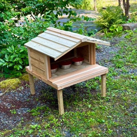 UnderCover Pet Houses - Wholesale Pet Elevated Bowl - Cat/Dog - Outdoor Cat Feeding Station with Raise Platform and Extended Roof - Food Shelter for Feral Cats6