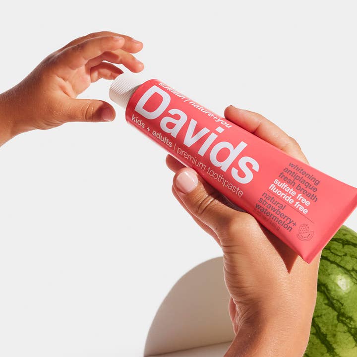 Davids Natural Toothpaste - Wholesale Toothpaste - Davids kids+adults premium toothpaste/strawberry watermelon
