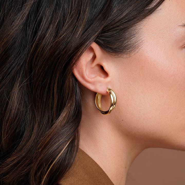 Itemporality - Wholesale Hoop Earrings - Silver hoops plated in yellow gold with a double intertwined effect 25mm3