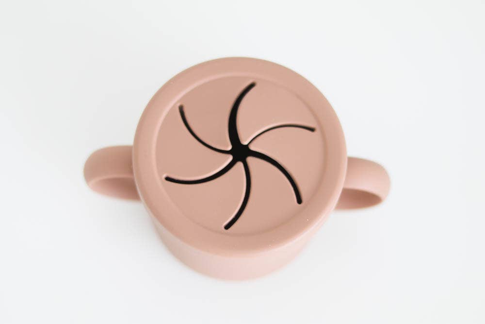 The Saturday Baby - Vente Boîte à goûter - Enfant et bébé - Gobelet à snack en silicone The Saturday Baby7