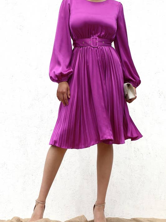 ABITO MIDI IN RASO PLISSETTATO per la vendita all'ingrosso da parte di MintChoco