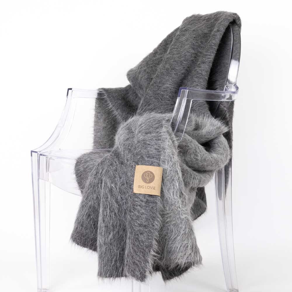 BIG LOViE - Wholesale Throw Blanket - Suri Collection7