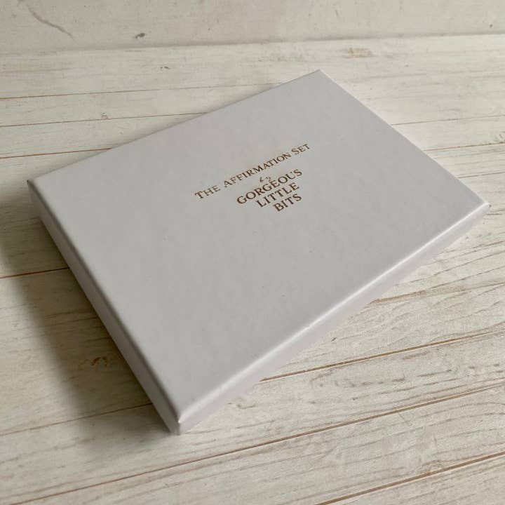 Gorgeous Little Bits Ltd – wholesale Keepsake coin/token – 'I Am' Positive Affirmation Ten Wooden Tokens Gift Box Set3