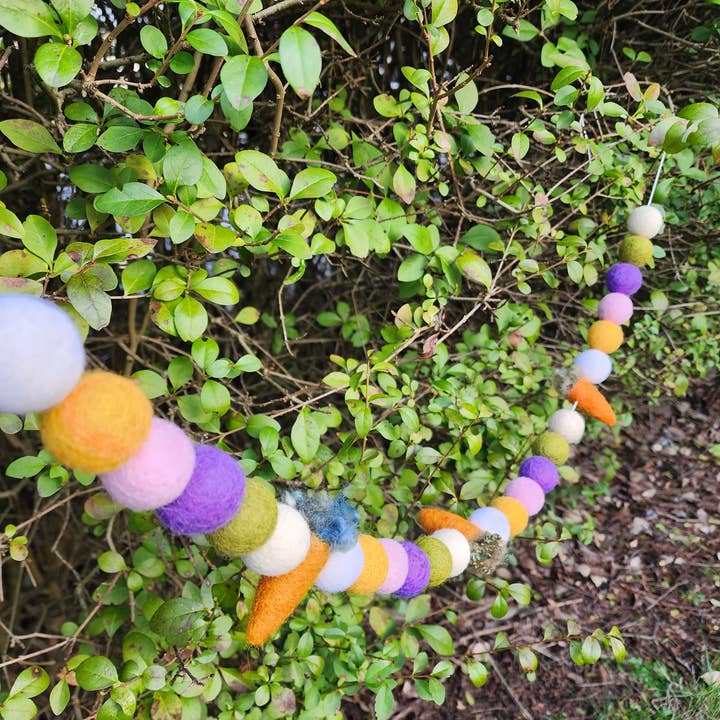 Guirnalda de zanahoria de Pascua con fieltro para venta al por mayor de Coastal Felting