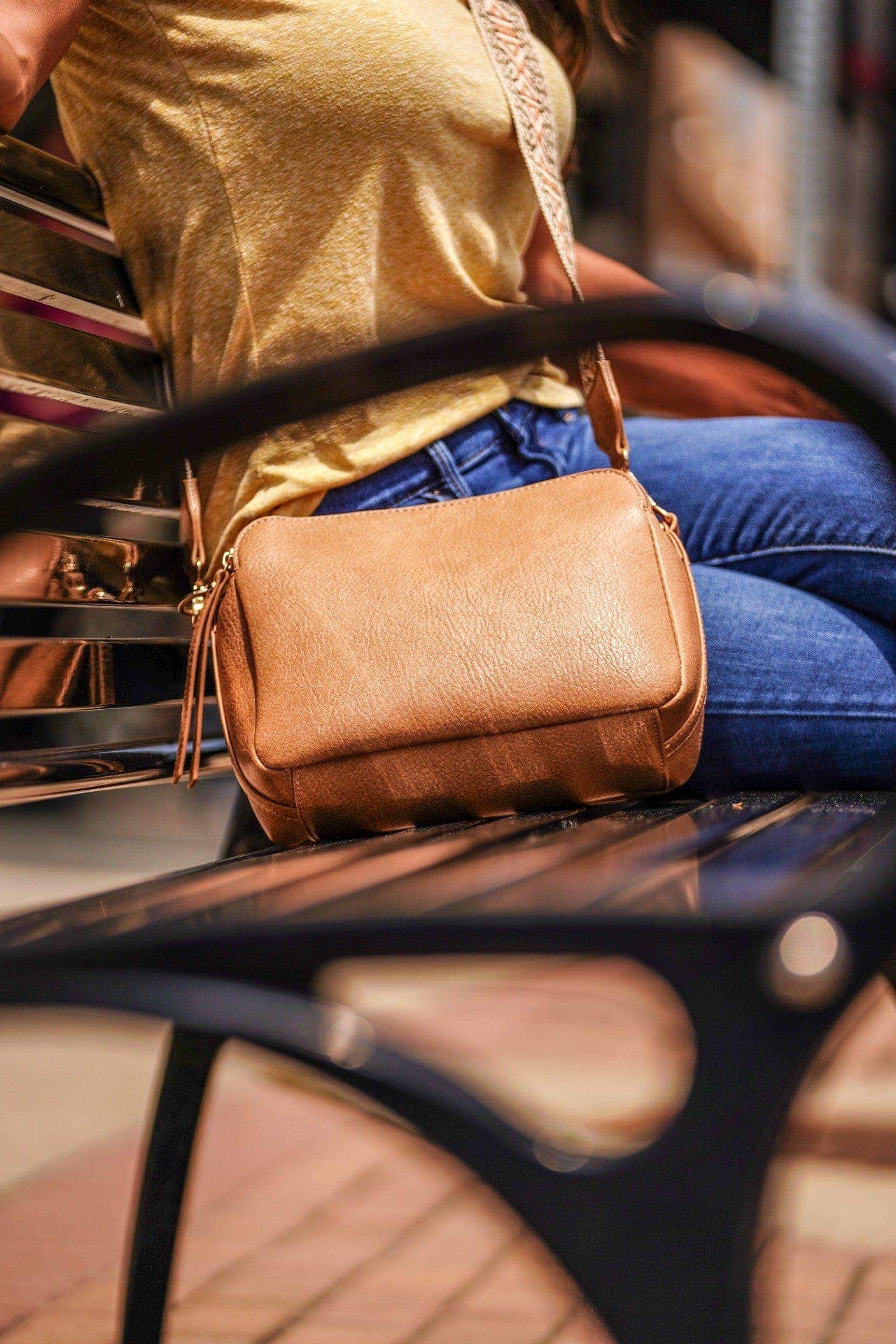 MiMi Wholesale - Wholesale Crossbody Bag - Women's - EJ60197 Mila 3 Compartment Crossbody Bag With Guitar Strap7