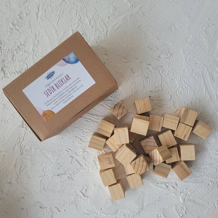 Cedar Cubes Moth Repellant - 30 cubes for wholesale by ZEERO