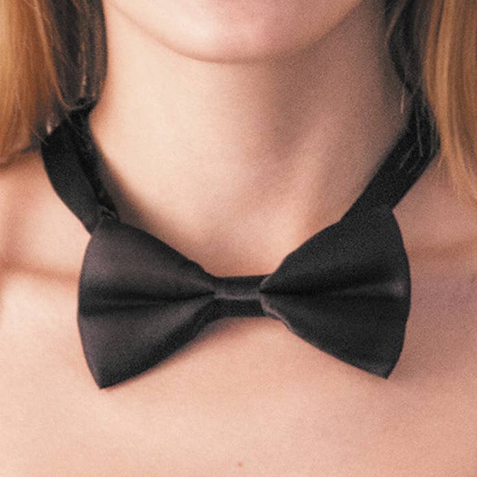 NOEUD PAPILLON NOIR 12X7 CM pour la vente par Party Pro