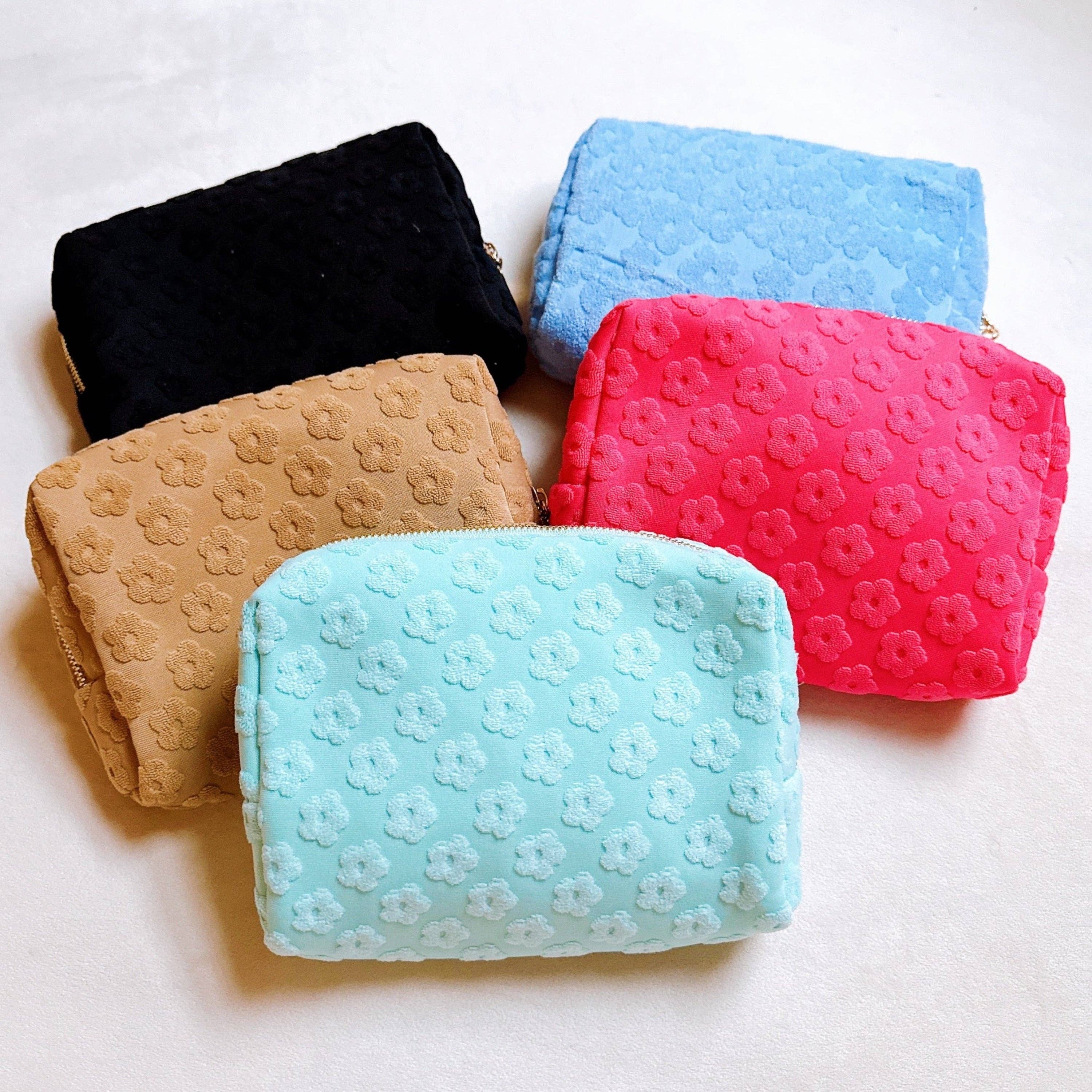 Ellison+Young - Wholesale Makeup/Cosmetic Bag - Embossed Daisy Blossom Cosmetic Case7