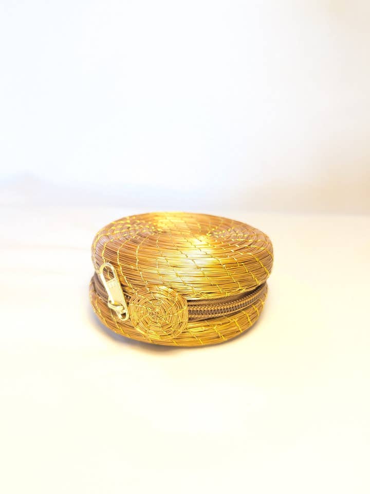 Cajita Ovalada de Oro Vegetal con Cierre Zip - 9 cm x 8 cm x 4 cm – Sloweco para venta al por mayor de SLOWECO