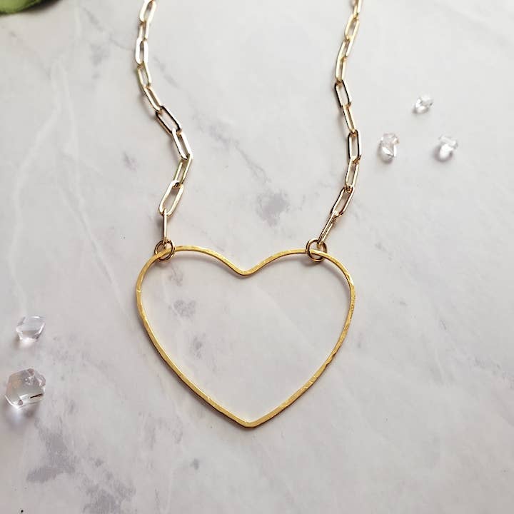 Dreamers of Dreams - Wholesale Pendant/Charm Necklace - Big Gold Heart | Paperclip Chain Necklace1