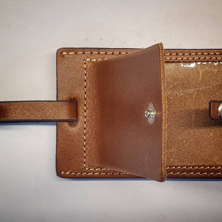 Leather Luggage Tag-Perry and other Purchase Wholesale custom leather luggage tags. Free Returns & Net 60 Terms on Faire trending on Faire.