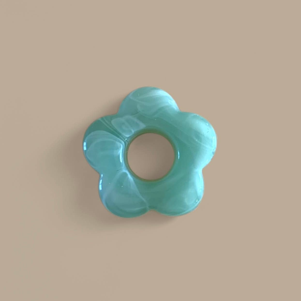 agathe & cocö - Wholesale Hoop Earrings - Fleur Billie MM - Choose your color!3