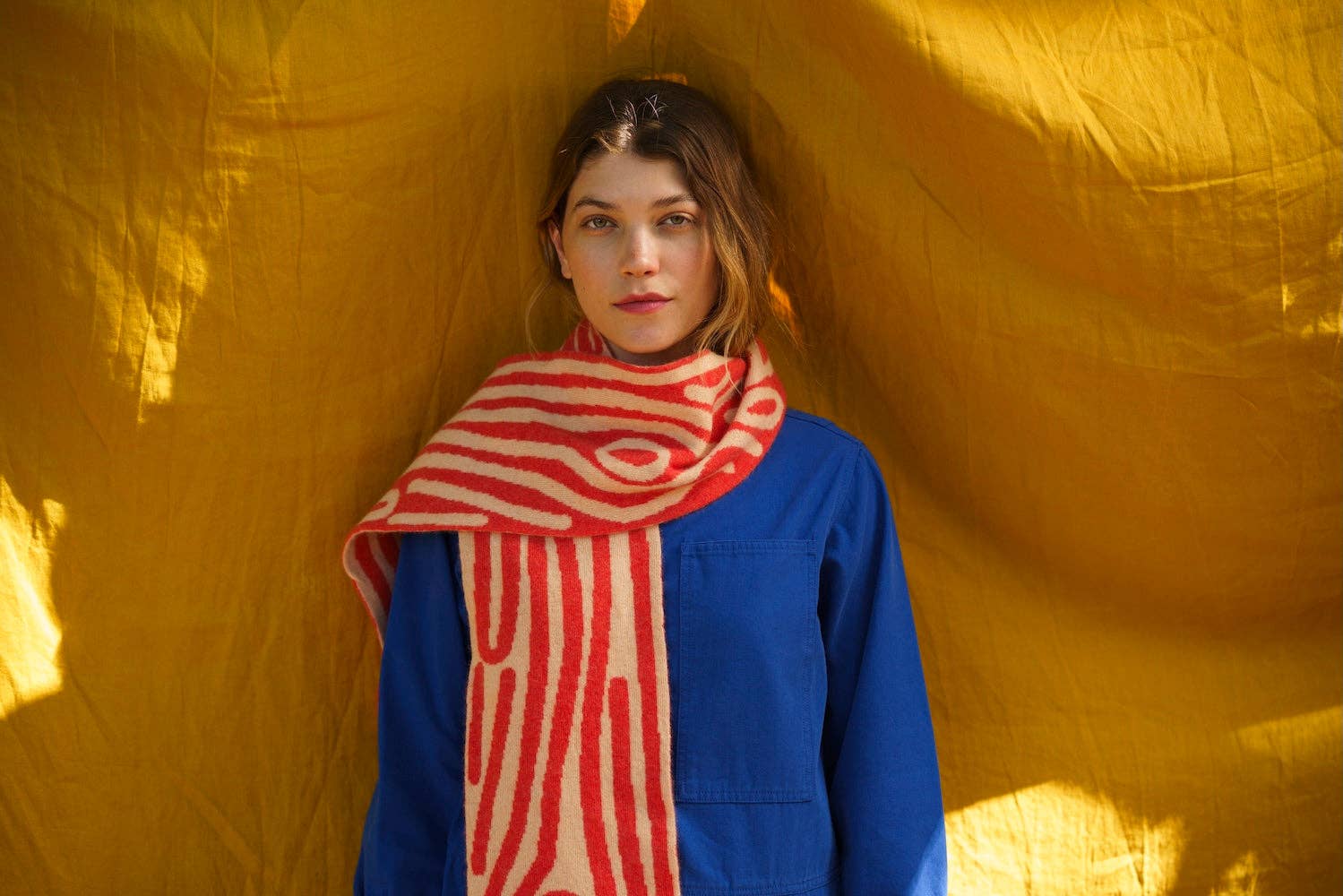 Donna Wilson – wholesale Scarf – Unisex – Log Shaped Scarf - Inferno1