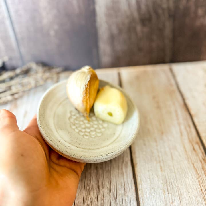 Wolf and Clay Pty Ltd - Wholesale Grater - Garlic Grater/Mincer2